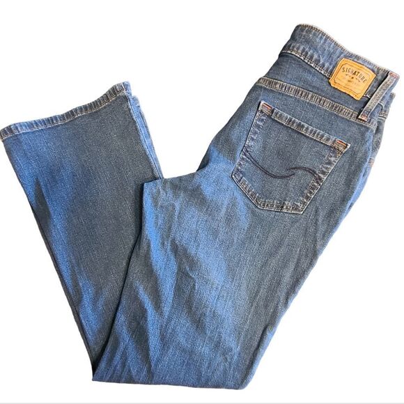Levi's Signature Denim Jeans, at Waist Bootcut size 10 short - Picture 2 of 6
